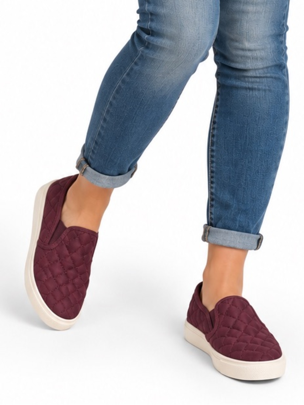 Time and Tru Women’s Quilted Slip-On Sneakers | Size 6